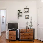 Central Paris Studio - 10 min to Notre-Dame